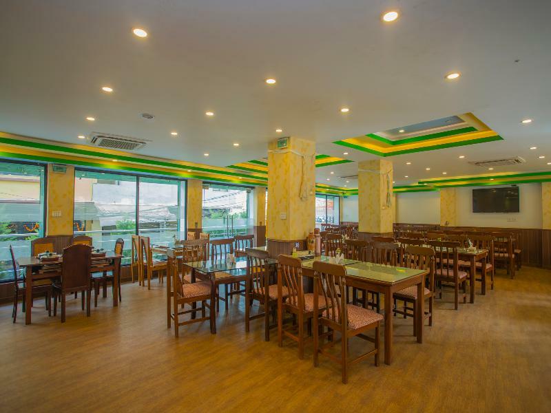 Oyo 255 White Zambala Hotel Катманду Экстерьер фото