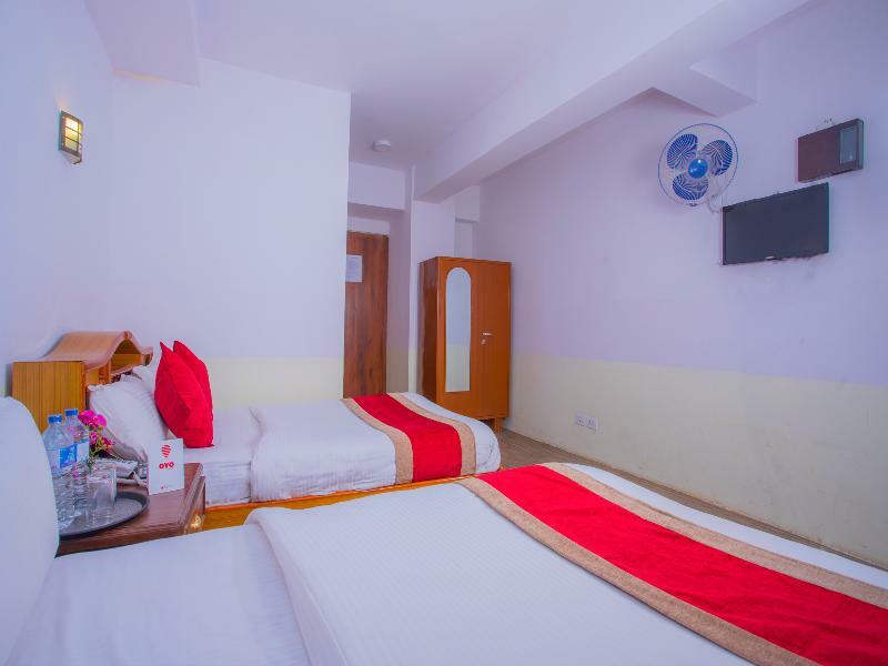 Oyo 255 White Zambala Hotel Катманду Экстерьер фото